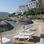 Maestral Hotel