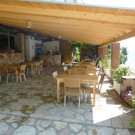 Hotel Maestral Hotell Sarandë
