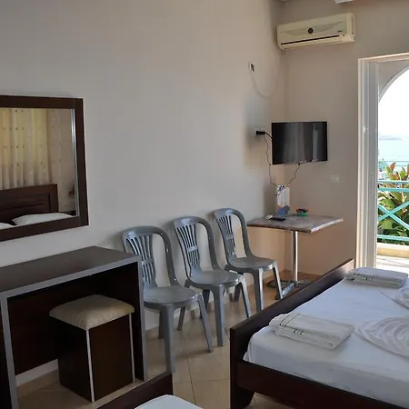 Maestral Hotel 3*