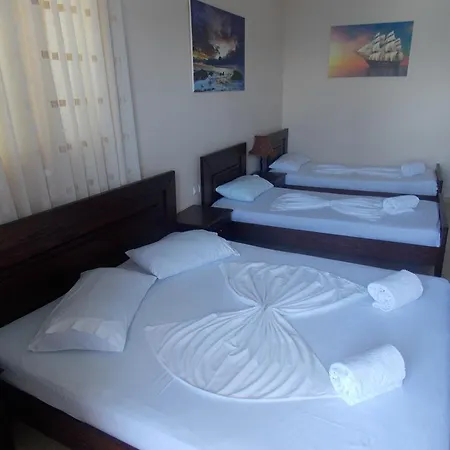 Hotell Hotel Maestral 3*
