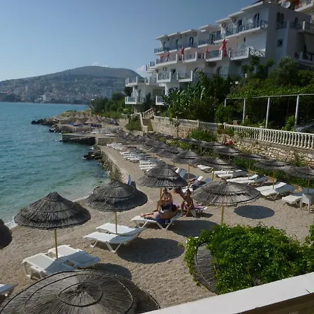 Hotel Maestral 3* Sarandë