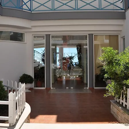 Hotel Maestral Hotell Sarandë