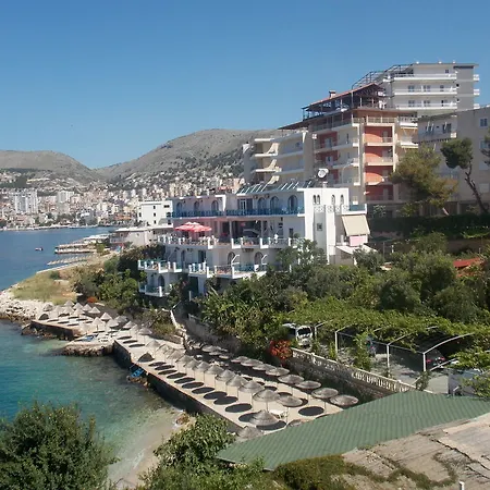 Maestral Hotel 3*