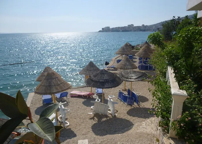 فندق Maestral