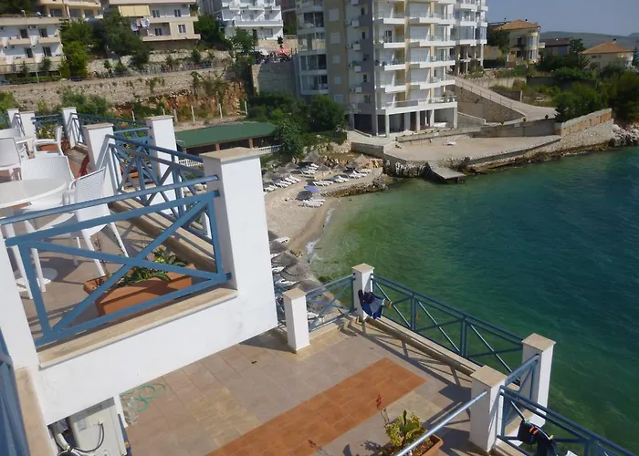 Maestral 3* ساراندا