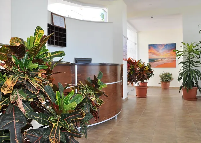 فندق Maestral ساراندا