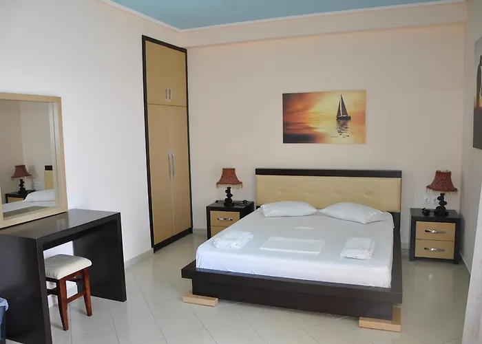 فندق Maestral 3*