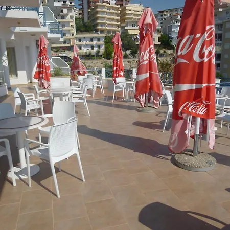 Maestral فندق 3*