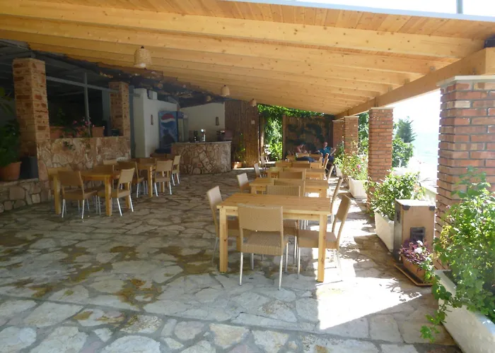 Maestral 酒店 Sarandë