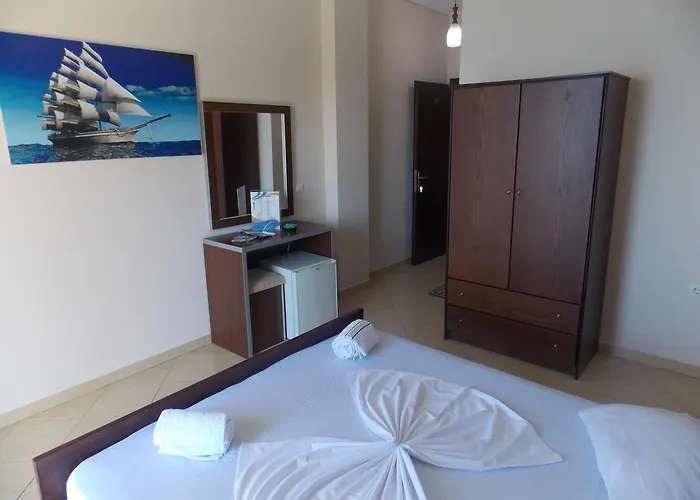 酒店 Maestral Sarandë